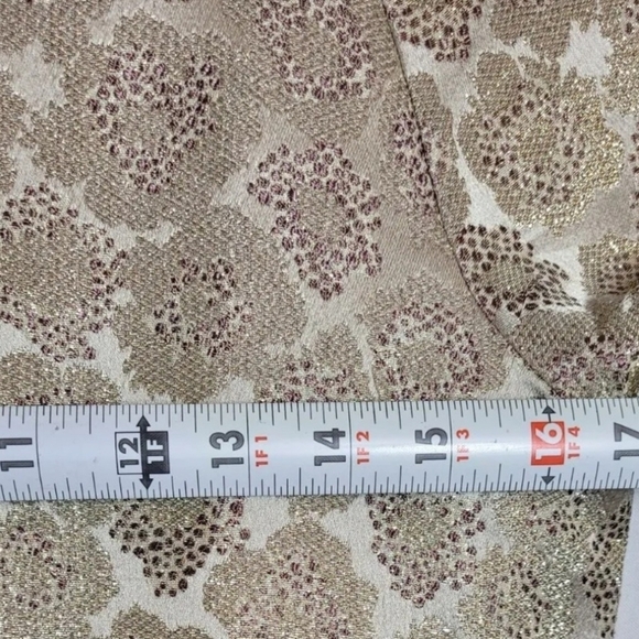 J. Crew Women's Top Size 0 Gold Metallic Floral Brocade Silk Blend Short Sleeve - Picture 8 of 11